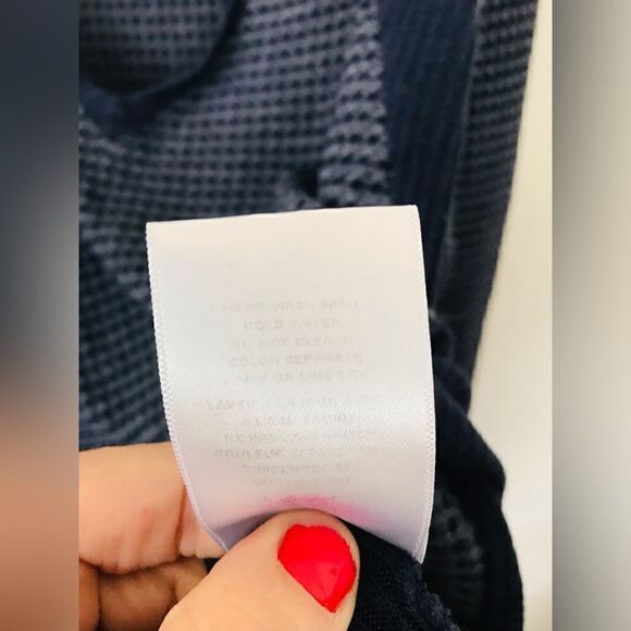 ANTHROPOLOGIE Eri + Ali Soft Waffle Thermal Knit V-Neck Tee Top Size large - Picture 5 of 7